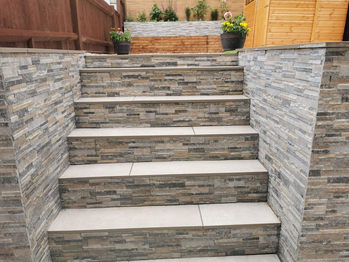 Landscaping: Walls, Steps & Retaining